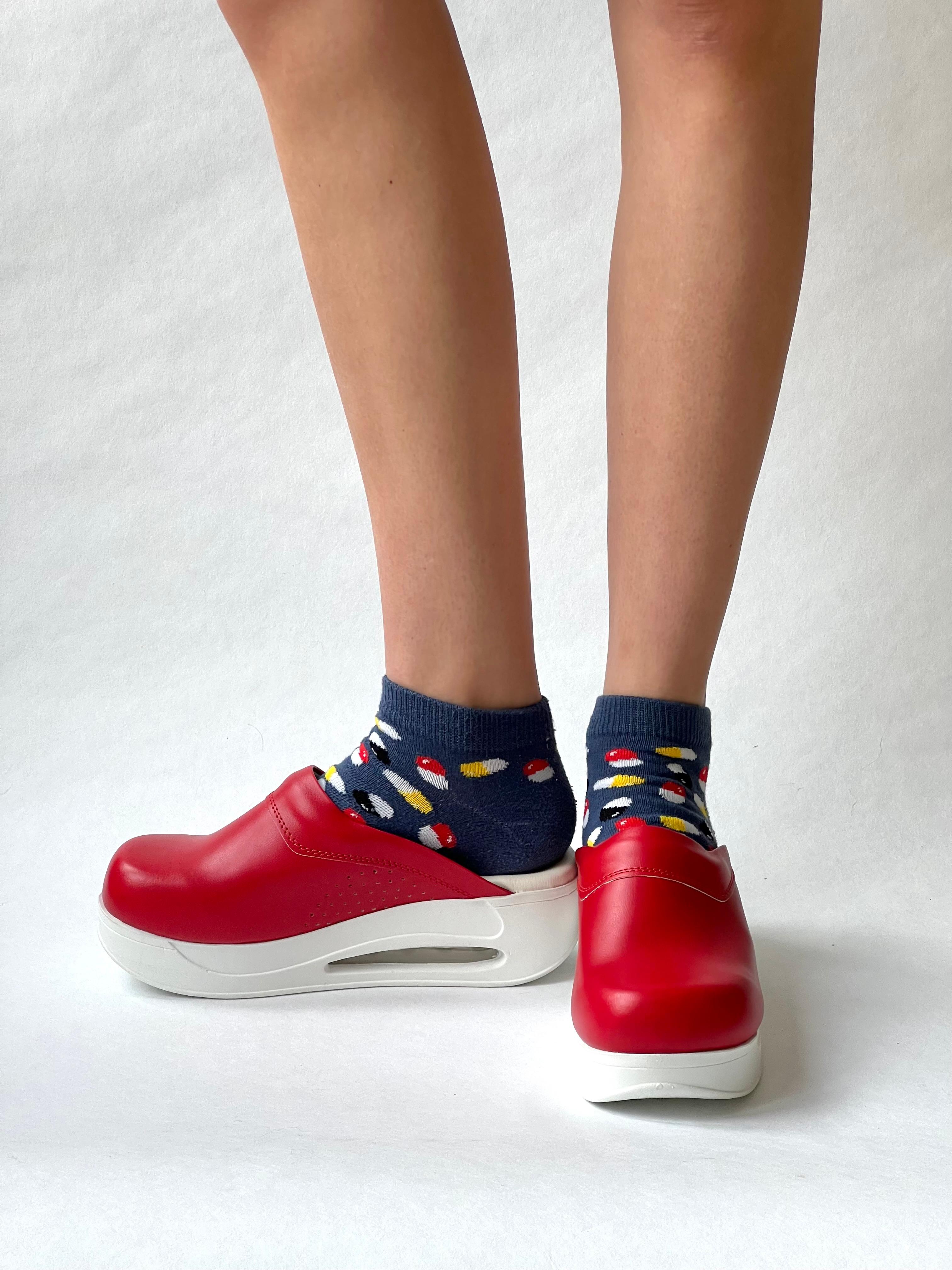 Airmeds Clogs Solid Red / Red