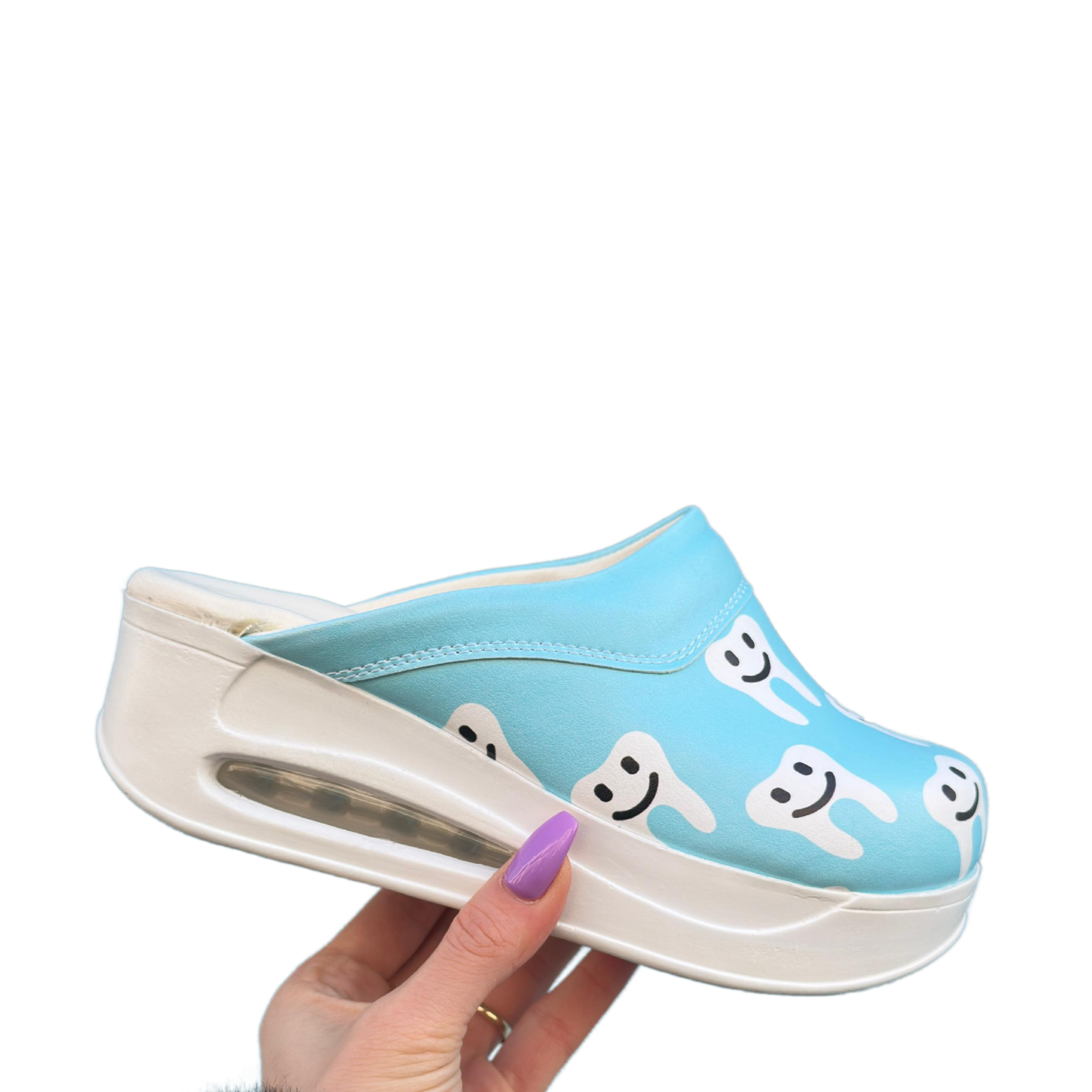 Teeth | Dentist Airmeds Clogs